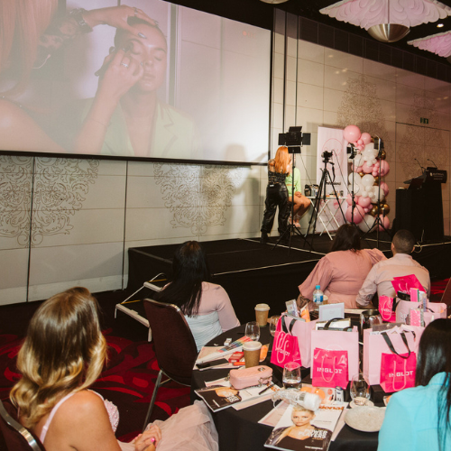 How to Become a Certified Makeup Artist in Australia – Online Options That Actually Work 🇦🇺💄